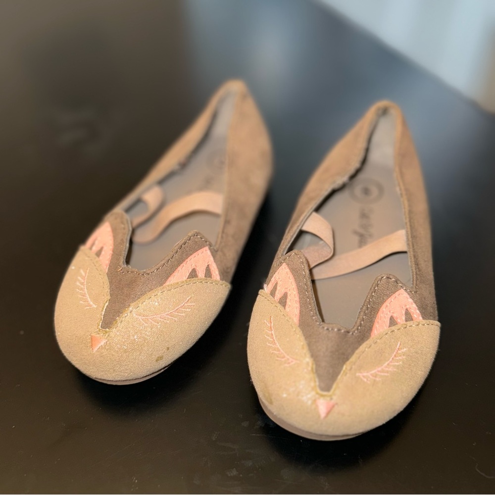 4/$10 ⚡️ Cat & Jack Gray Animal Ballet Flats